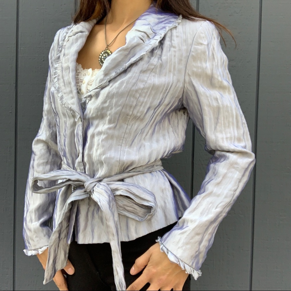 Zelda Silver crepe jacket with tie belt Sz 12
